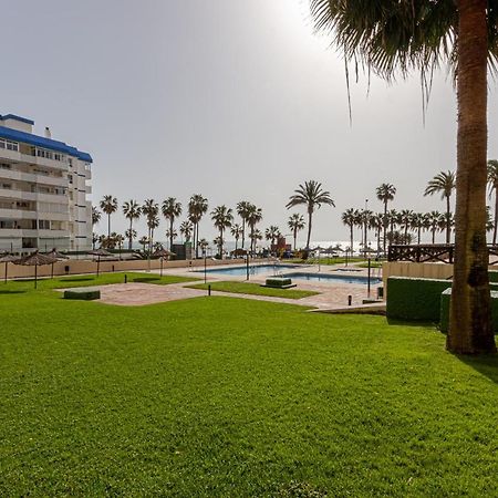Beachfront With Spectacular Views And Swimming Pool Benalmádena Exterior foto