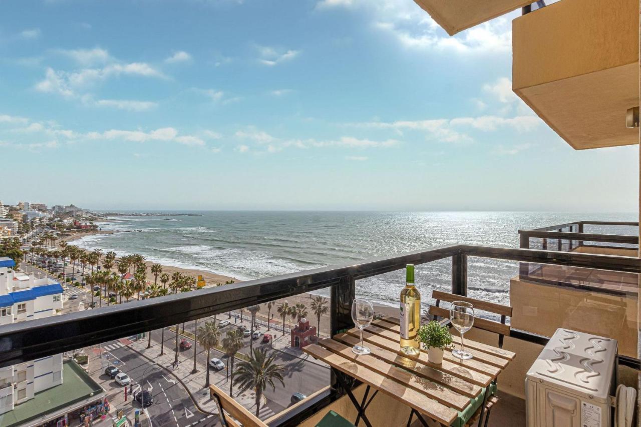 Beachfront With Spectacular Views And Swimming Pool Benalmádena Exterior foto