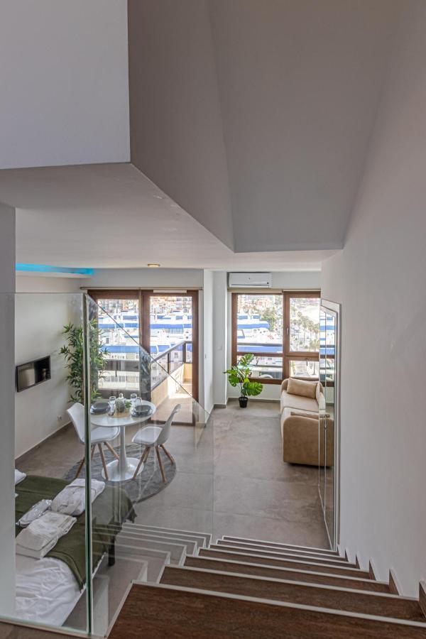 Beachfront With Spectacular Views And Swimming Pool Benalmádena Exterior foto