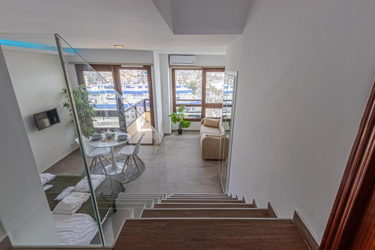 Beachfront With Spectacular Views And Swimming Pool Benalmádena Exterior foto